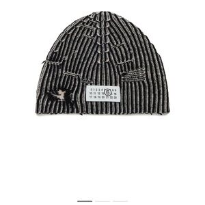 MM6 Maison Martin Margiela Black and White Patterned Beanie